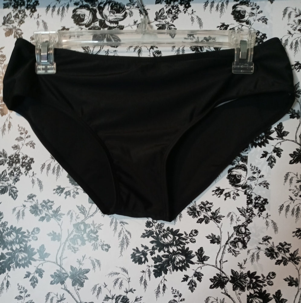 Swimsuit - Picture 4 of 4